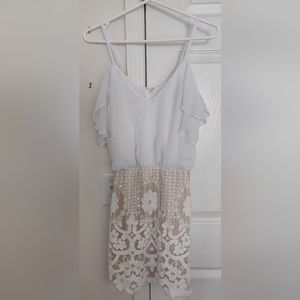 Francesca size XS white dress embroidery details
